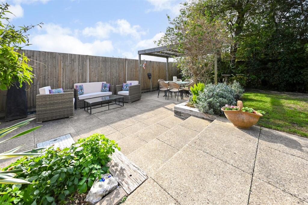 The Ridings, Fontwell photo 2