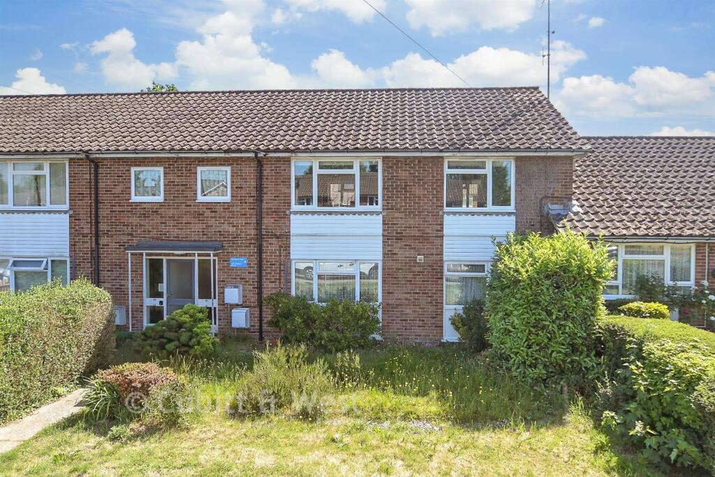 Woodlands Close, Crawley Down, West Sussex photo 4
