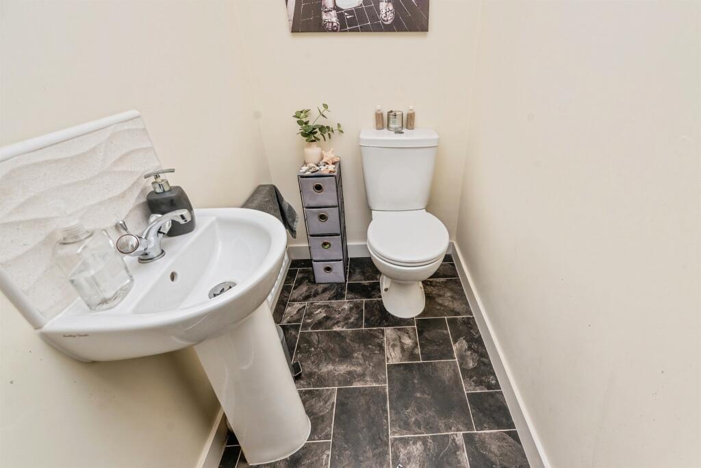 Additional image 6 of Damson Way, Bidford-On-Avon, Alcester