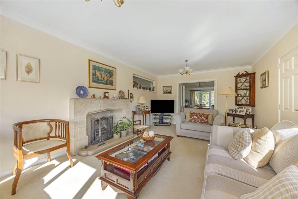 Bowbridge Lane, Prestbury, Cheltenham, Gloucestershire, GL52 photo 4