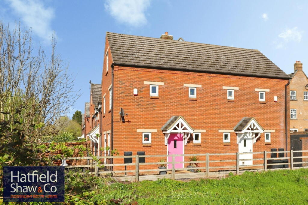 Main image of property: 47 Gilbert Scott Gardens, Gawcott MK18 4JQ