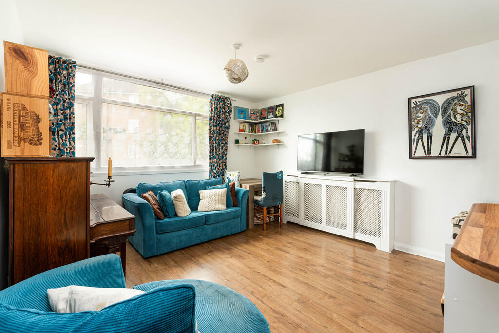 Main image of property: Dylways, London