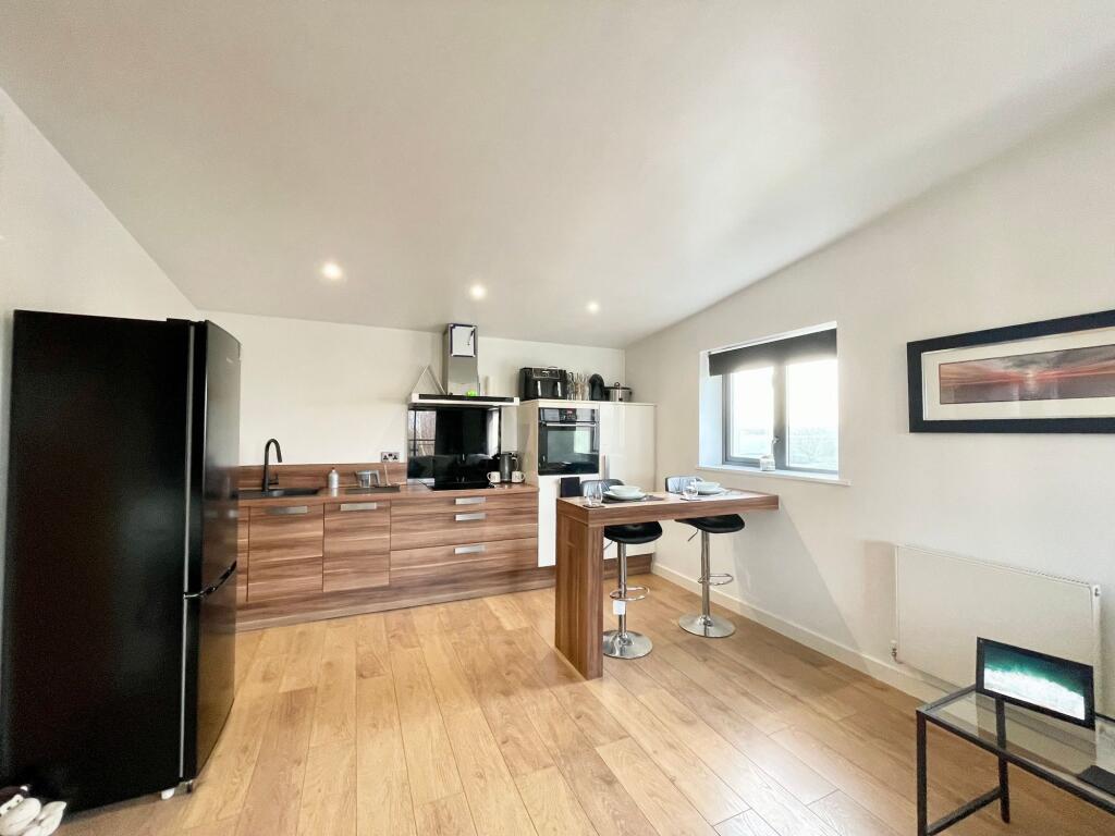 Brooke Court, Auckley, DN9 photo 3