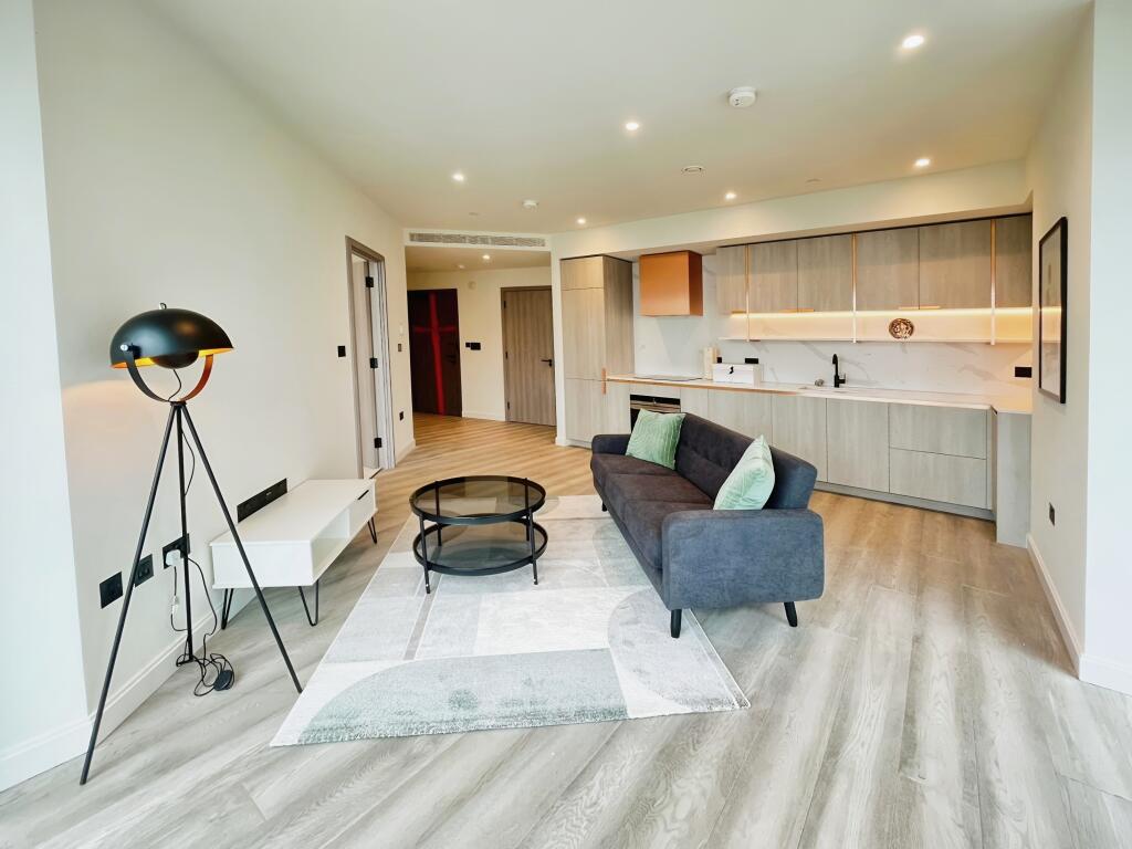 Main image of property: Marsh Wall, Canary Wharf, London, E22