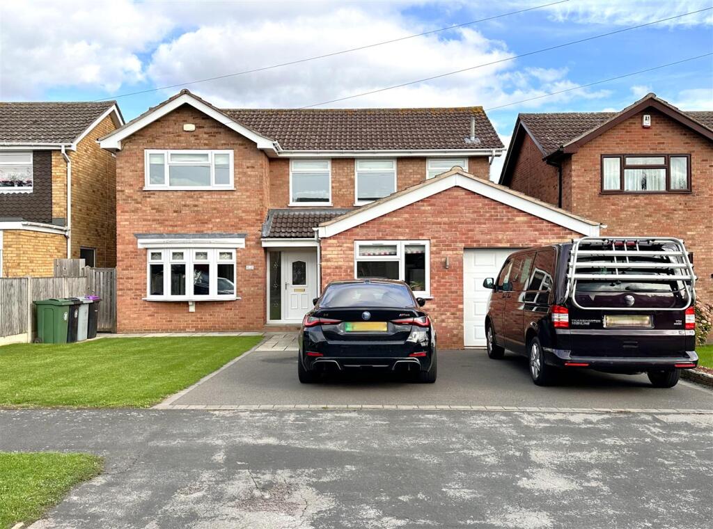 Main image of property: Thorold Road, Barrowby, Grantham, Lincolnshire