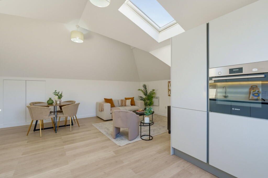 Apartment in London, Royal Borough of Greenwich - More