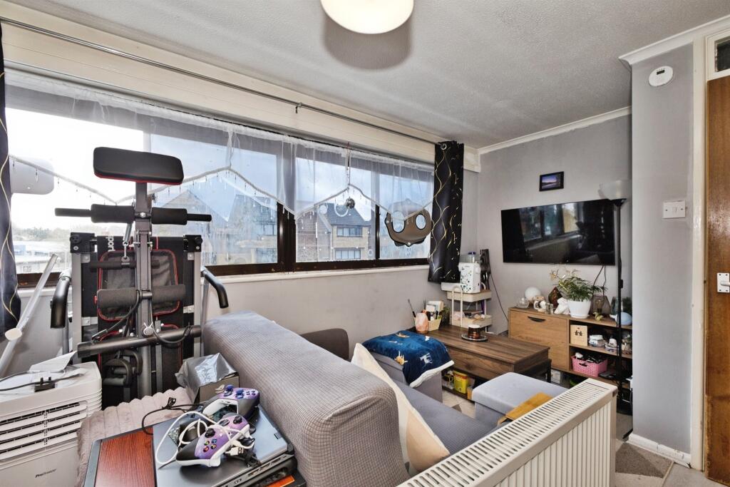 Additional image 2 of Ivel Court, YEOVIL