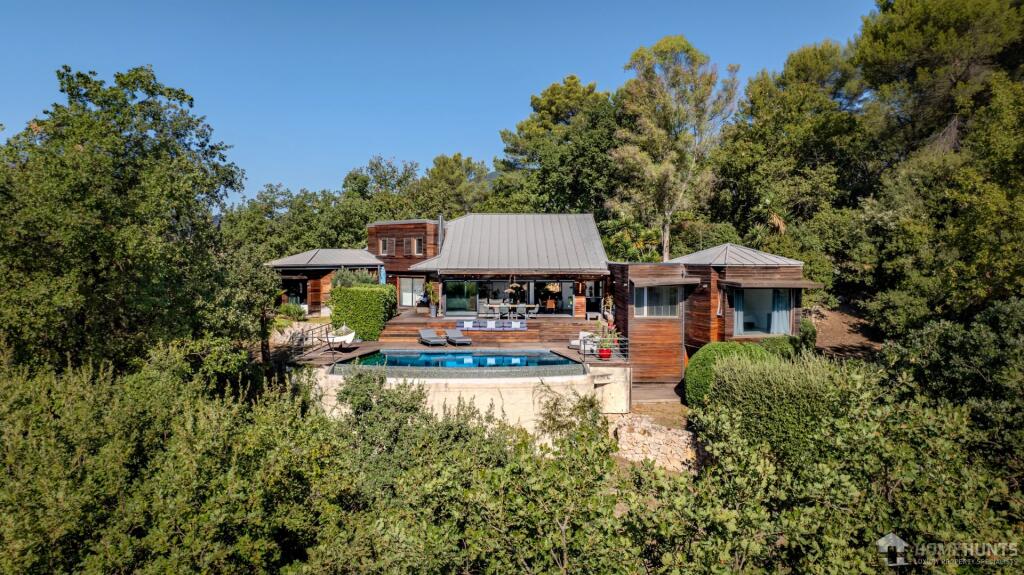 Main image of property: Provence-Alps-Cote d`Azur, Alpes-Maritimes, Grasse