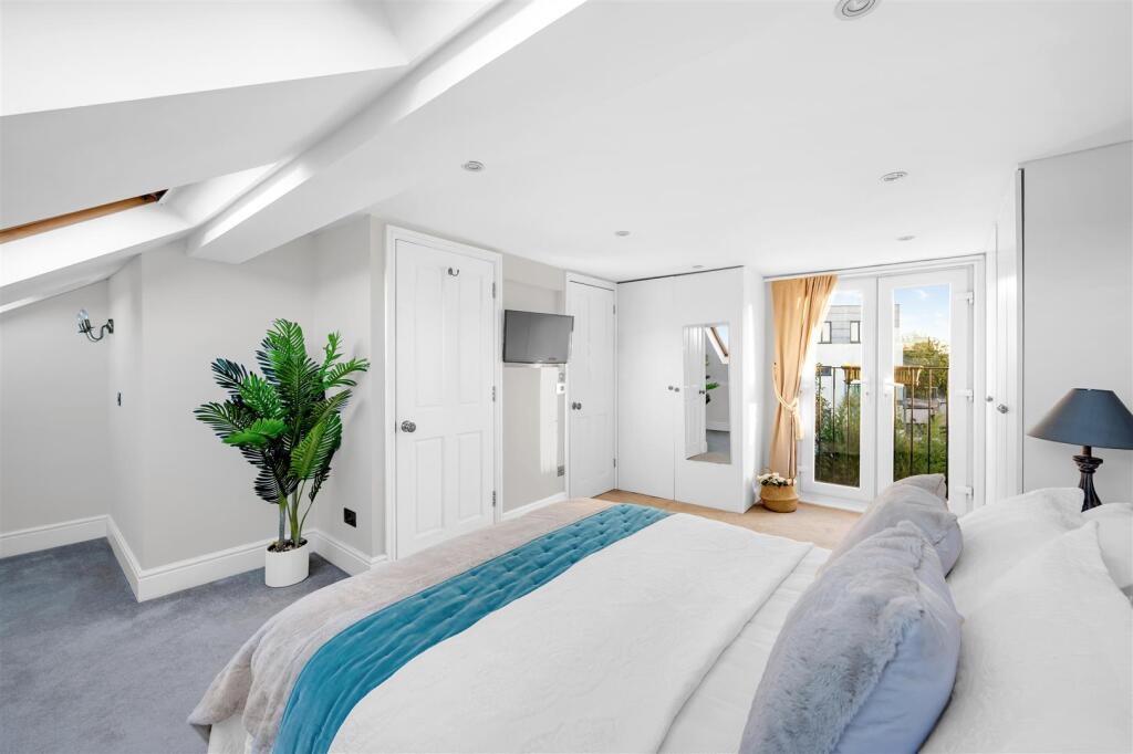 House in London - More