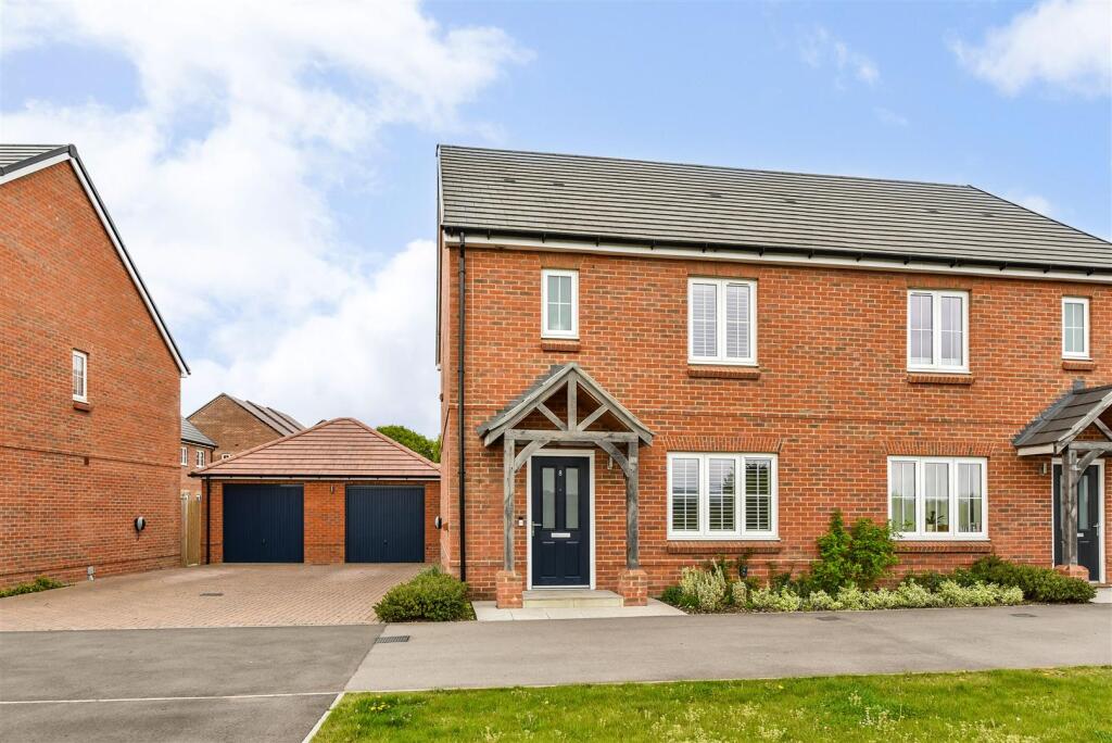 Main image of property: Kingsmead Avenue, Chichester