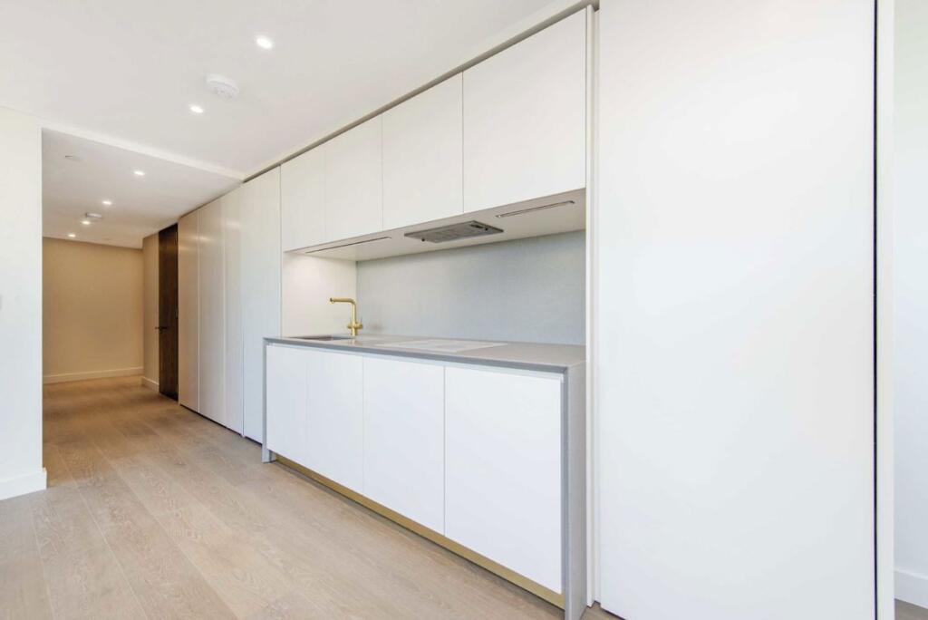 Apartment in London, West Smithfield, City of London - View 4
