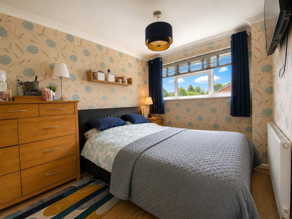 House in Reading, Arborfield and Newland - More