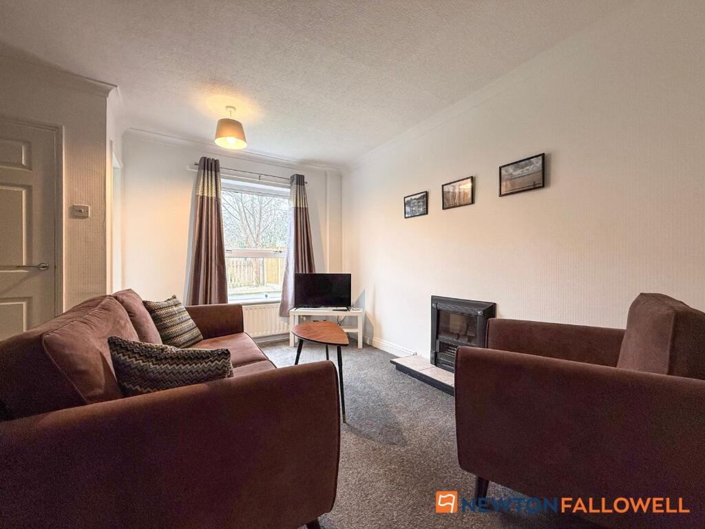 Brittania Court, Newark, NG24 photo 4