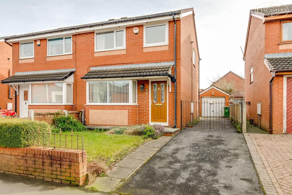 3-bed semi-detached on Mason Street, Horwich, Bolton, BL6, £200,000