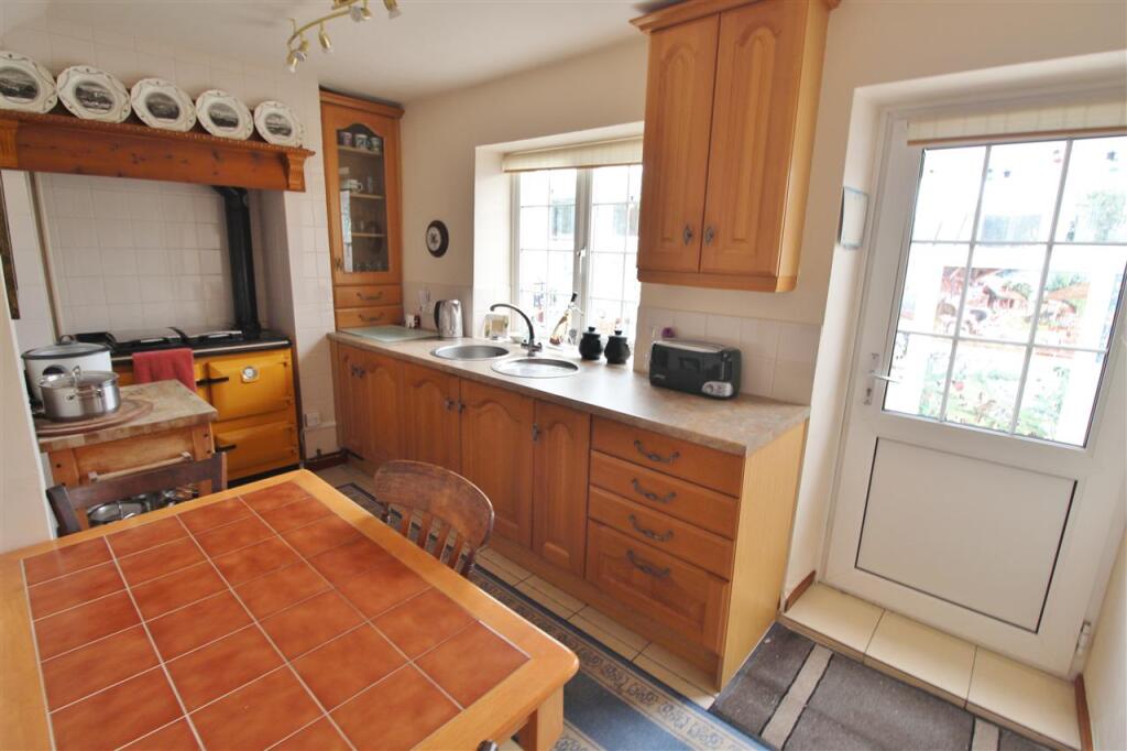 House in Nottingham - More