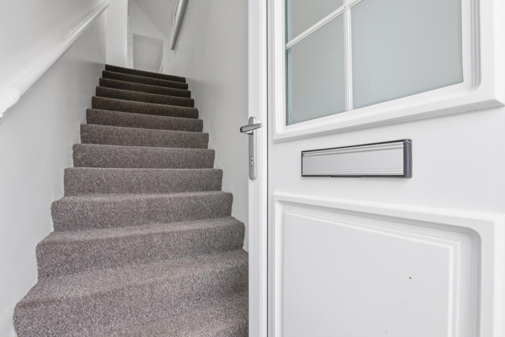 Greenwood Crescent, Greenend, Coatbridge, North Lanarkshire photo 2