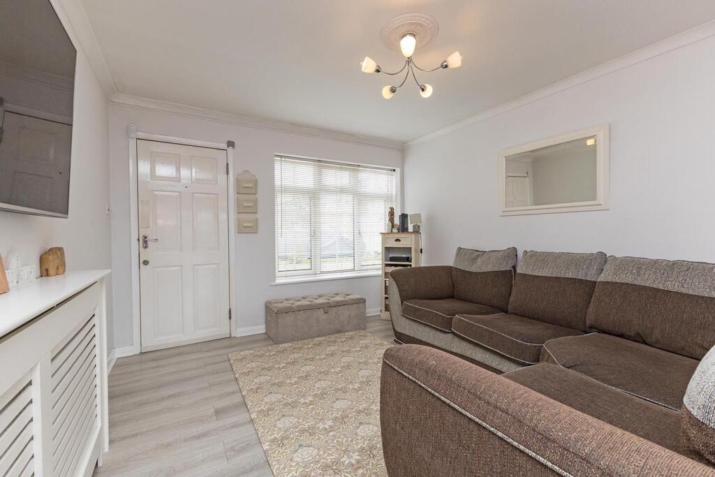 Rye Close, Cox Green, Maidenhead, Berkshire photo 4