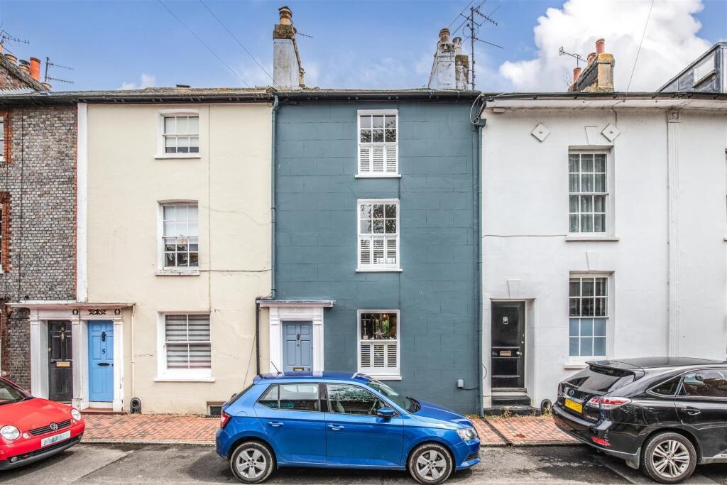 Main image of property: Friars Walk, Lewes, BN7 2LE