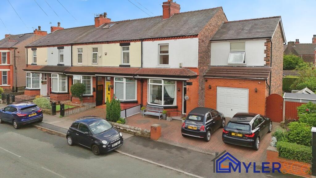 Main image of property: Pit Lane, Widnes, WA8