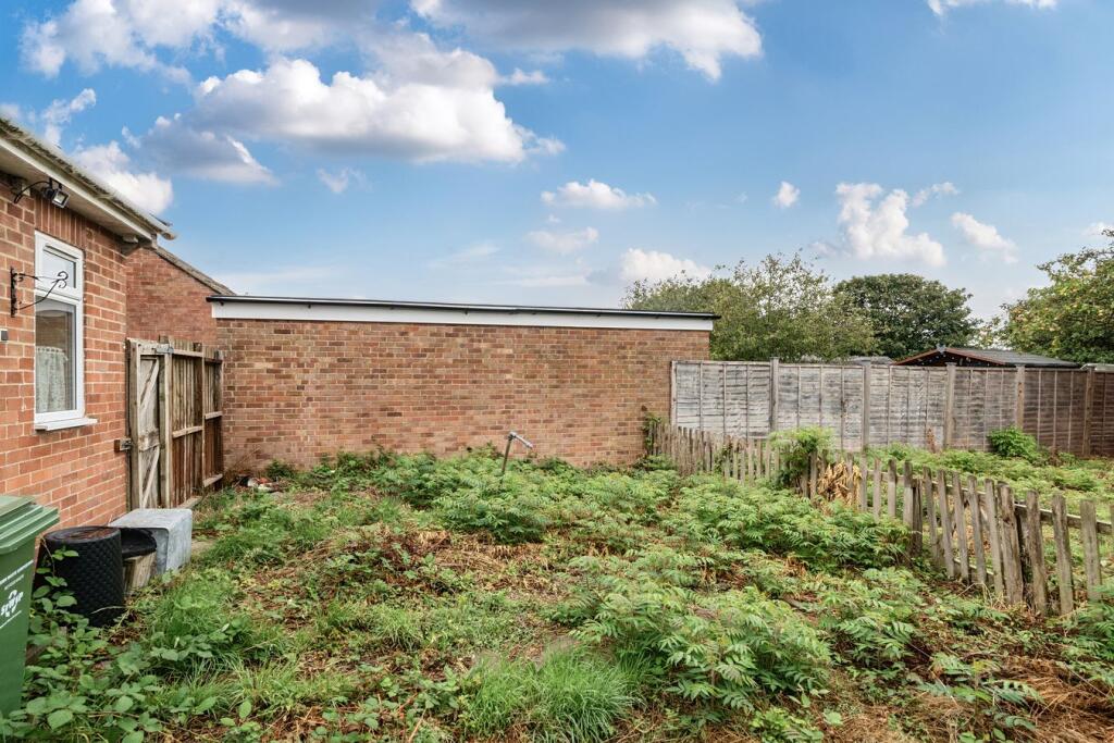 House in Taunton - View 4