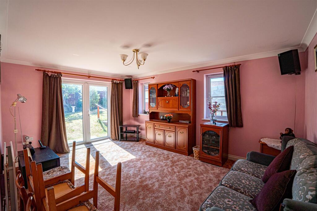 House in Tonbridge - View 3