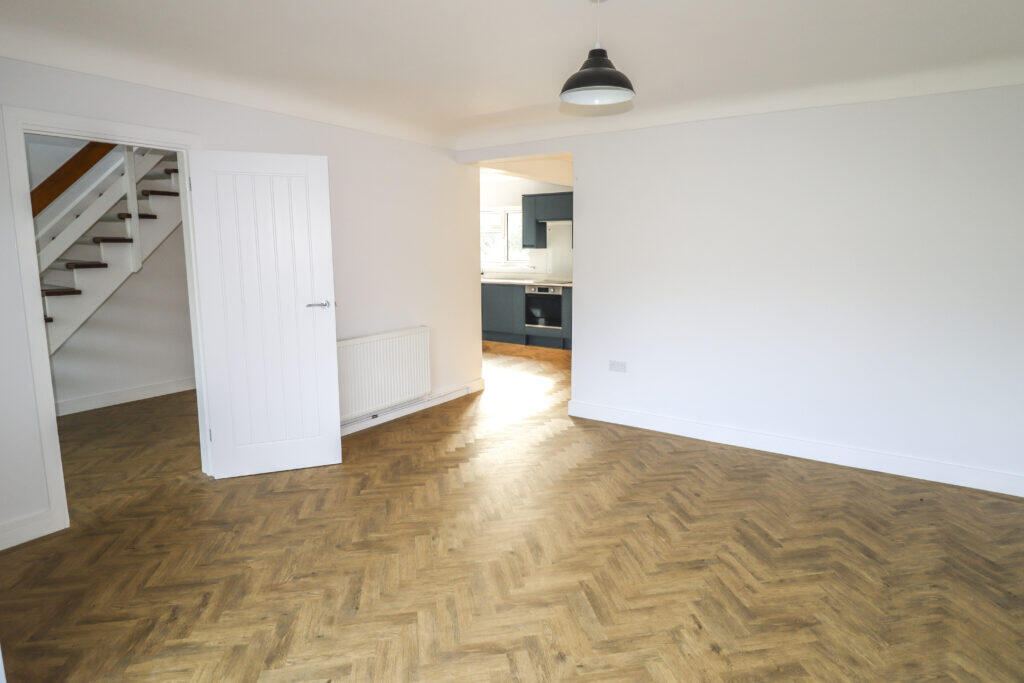 House in Portsmouth - View 5
