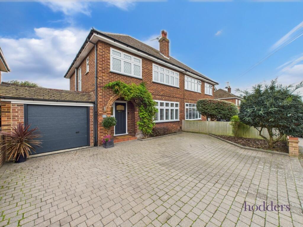 Main image of property: Byfleet, Surrey, KT14