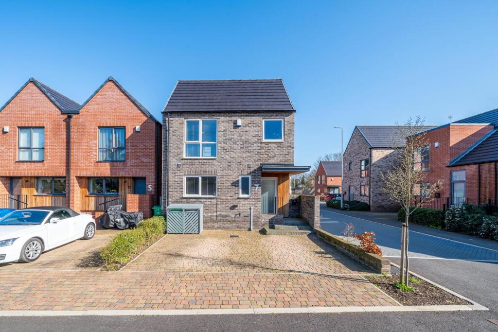 Main image of property: Firmin Way, Nottingham