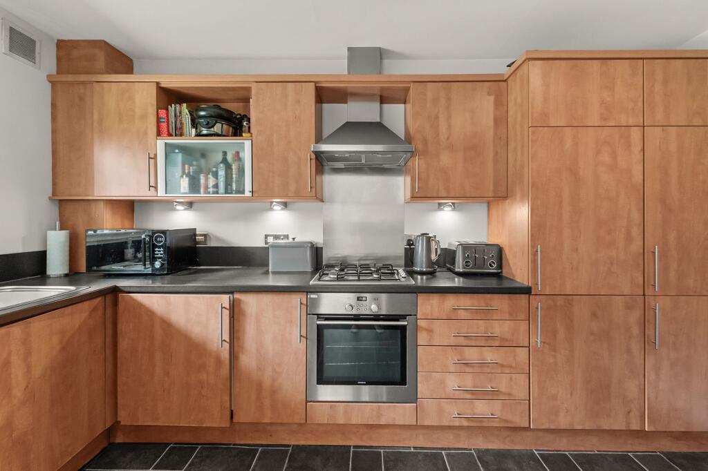 Apartment in Edinburgh - View 3