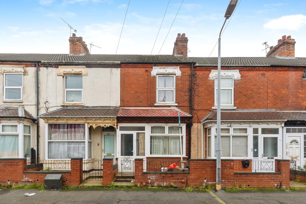 3-bed terraced on Dale Street, Scunthorpe, DN15, £90,000