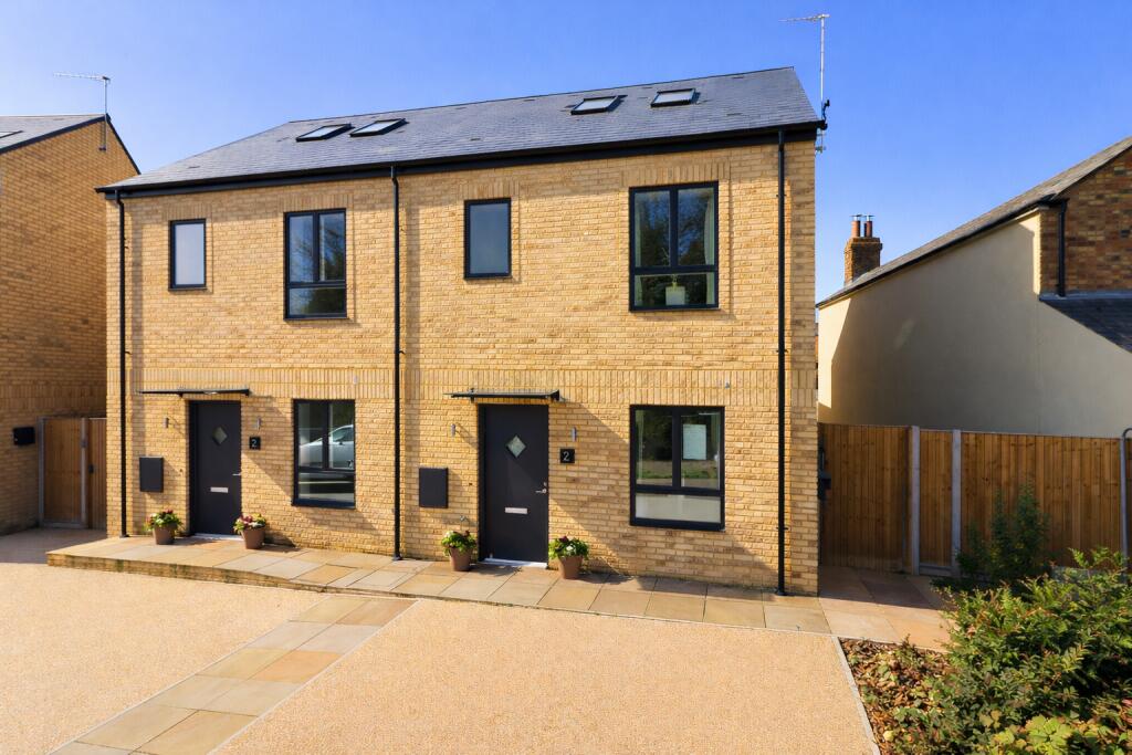 Main image of property: Victoria Close, Rickmansworth