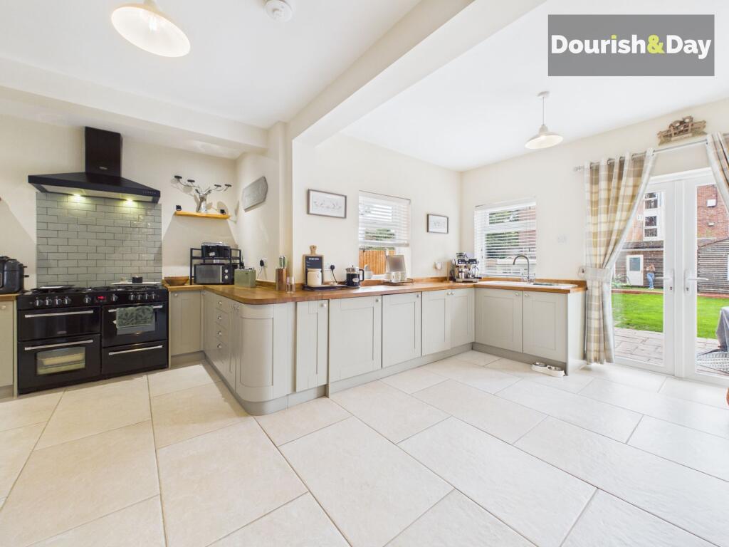 House in Walsall, Summerford Place - View 3