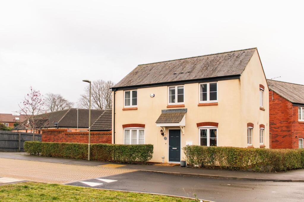 3-bed detached on Nickling Road, Banbury, OX16, £380,000