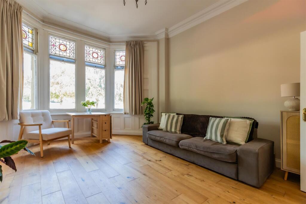 Apartment in Cardiff - View 5