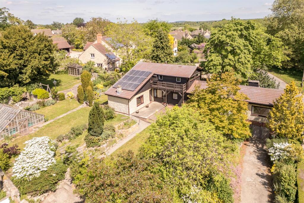 Main image of property: Lower Street, Islip