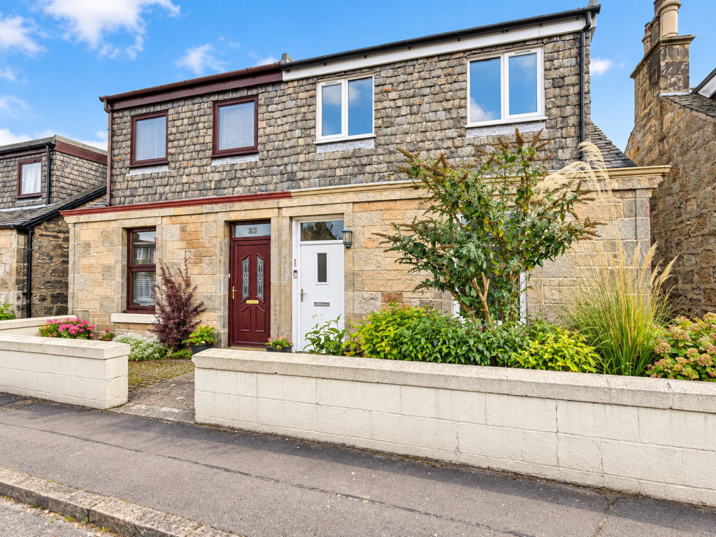 Main image of property: Munro Street,Stenhousemuir,Larbert,FK5 4QF