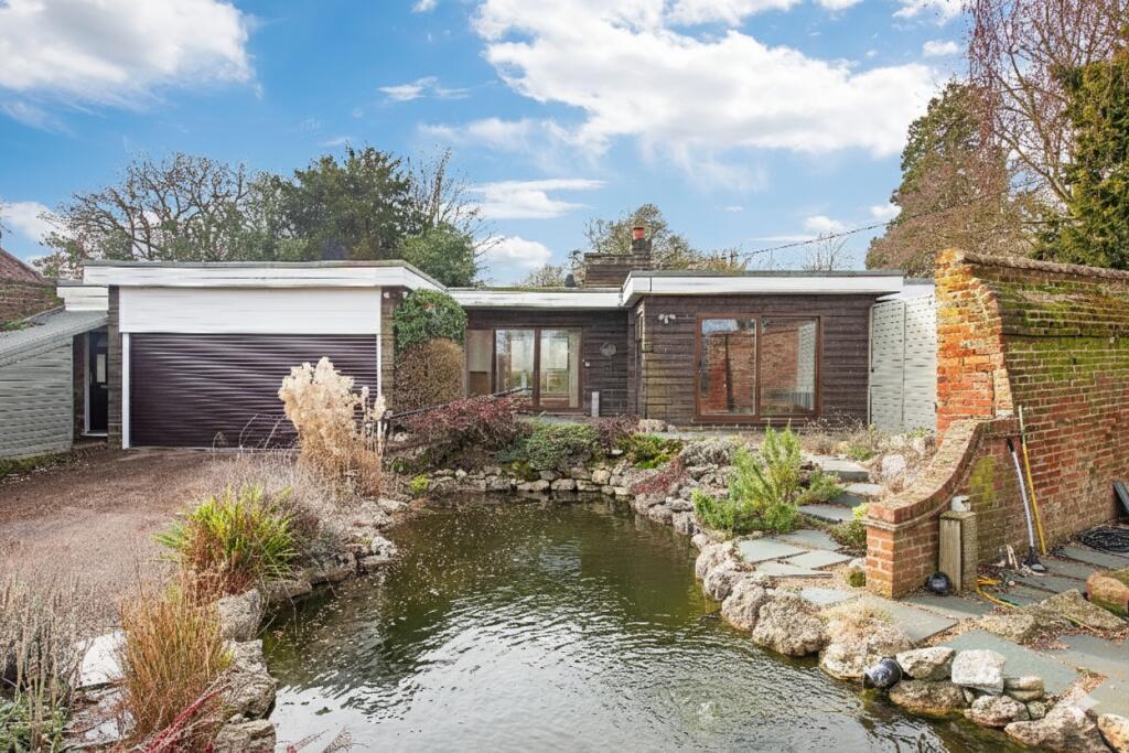 Main image of property: Manor Farm Road, Waresley, Sandy, Cambridgeshire, SG19