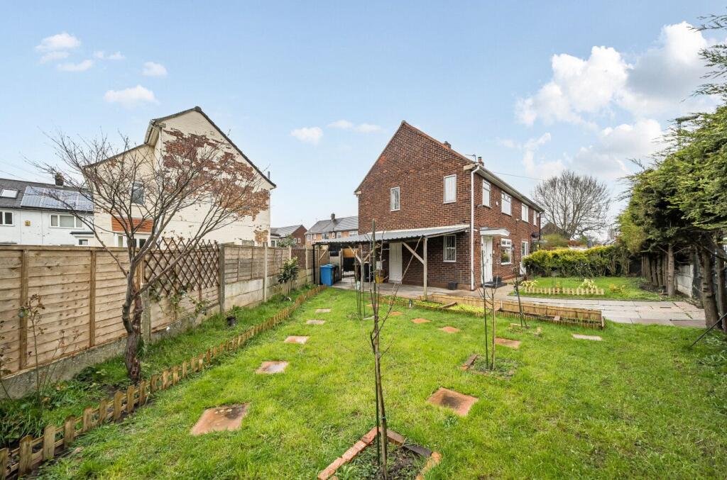 Main image of property: Bleasdale Road, Manchester