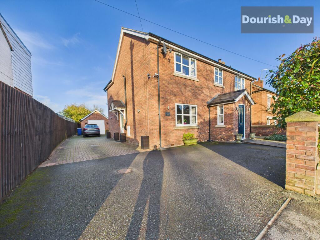 Main image of property: Redbrook Maelor, Whitchurch, SY13