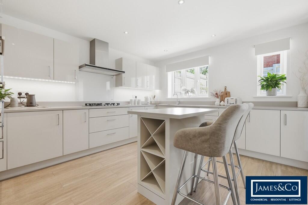 House in Uttlesford, Great Dunmow - View 5
