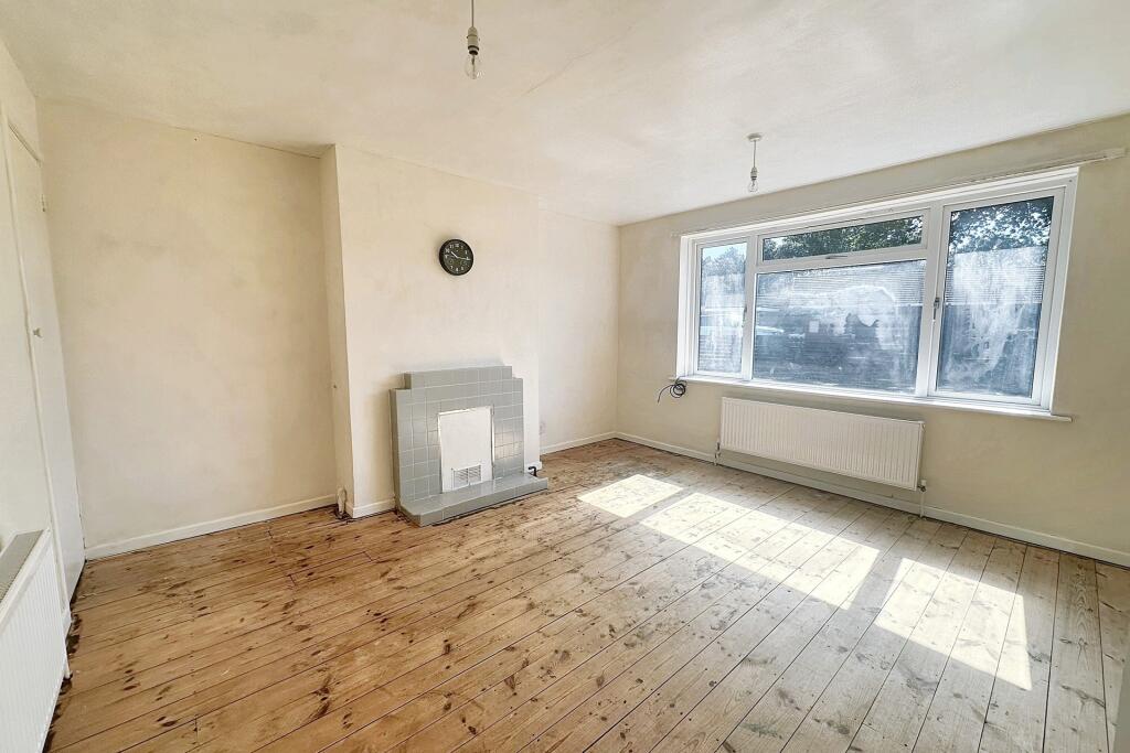 Verwood photo 3