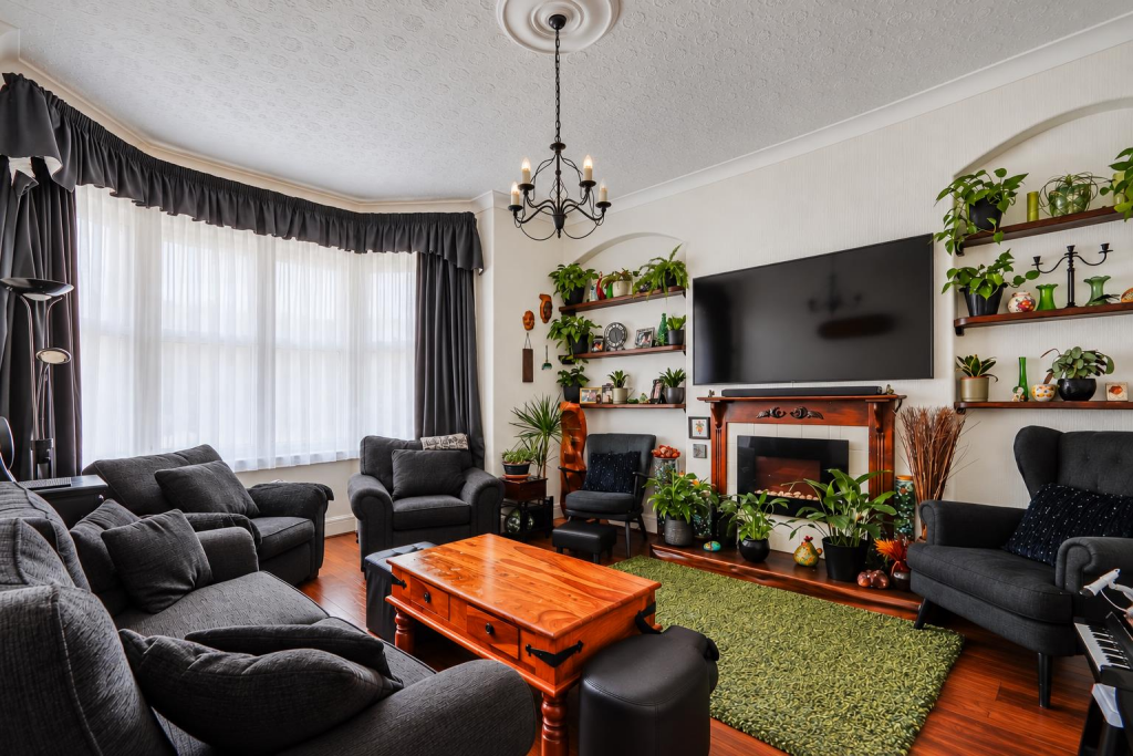 House in Cardiff - View 3