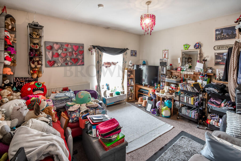 Apartment in Doncaster - View 4
