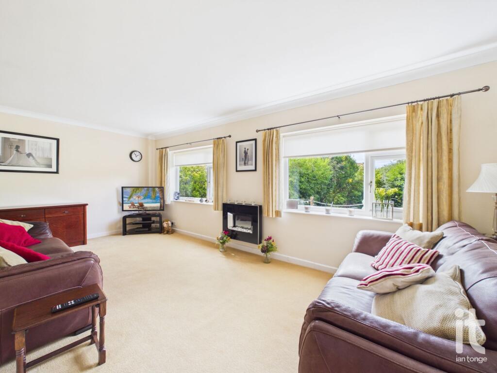 House in Stockport - View 3
