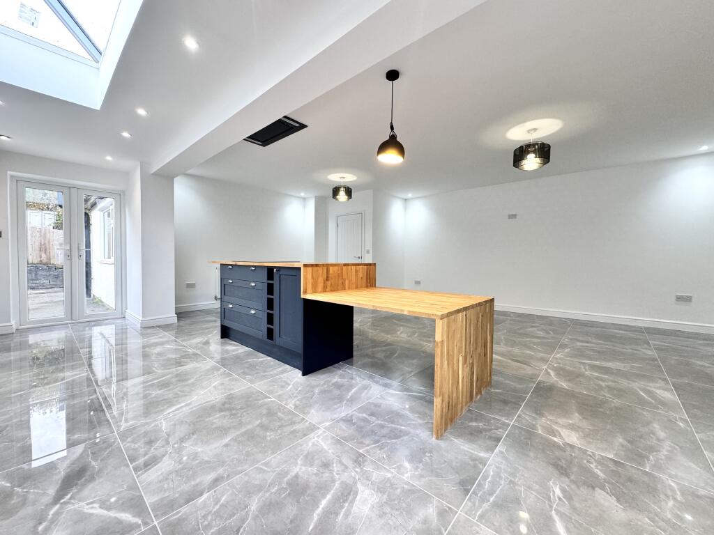 House in Hirwaun - View 2