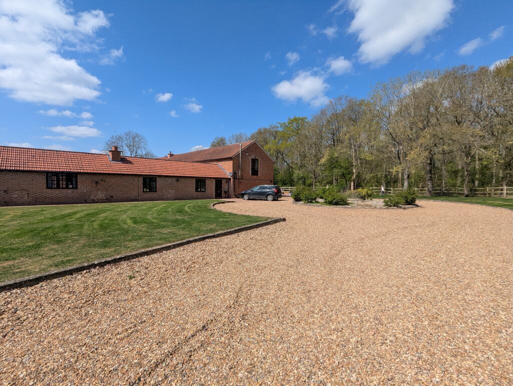 Main image of property: Rushden Road, Bedford, MK44
