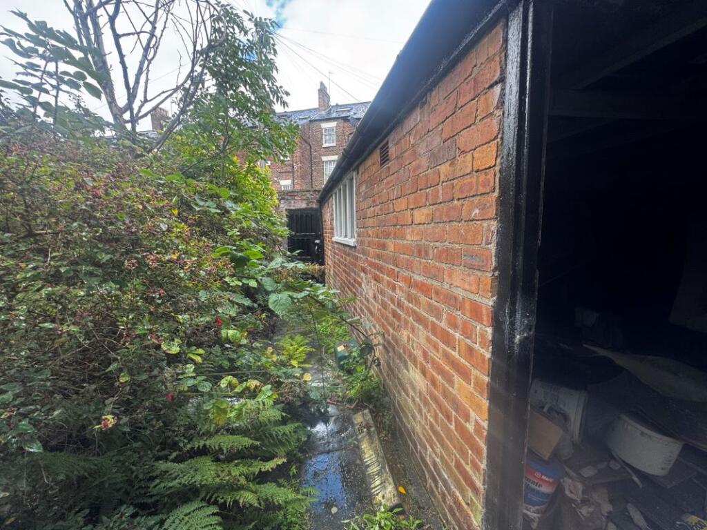Main image of property: 19 Huskisson Street, Liverpool, Merseyside, L8 7LN