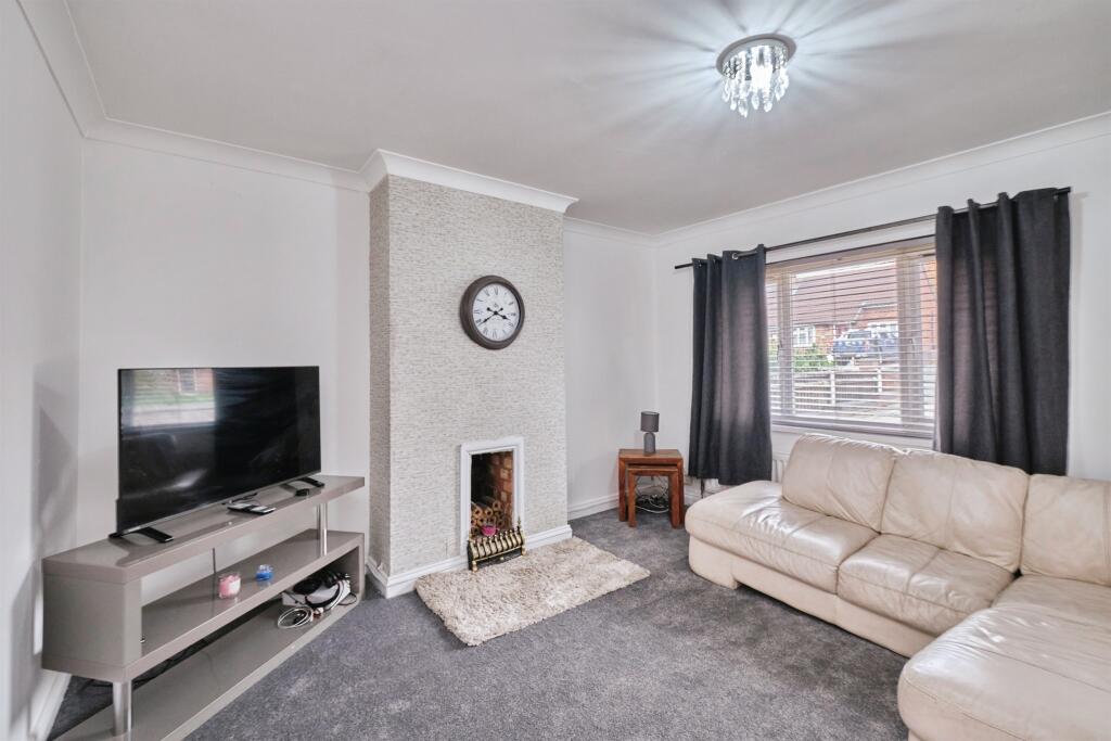 House in Birmingham, West Midlands - View 2
