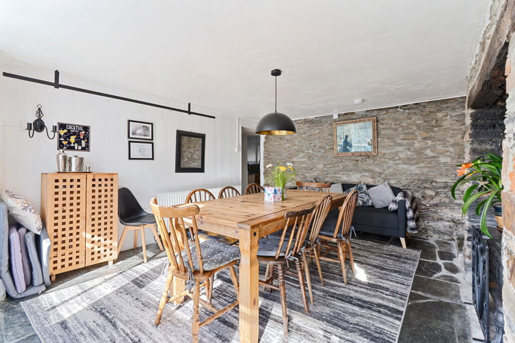 Fore Street, Boscastle PL35 photo 3