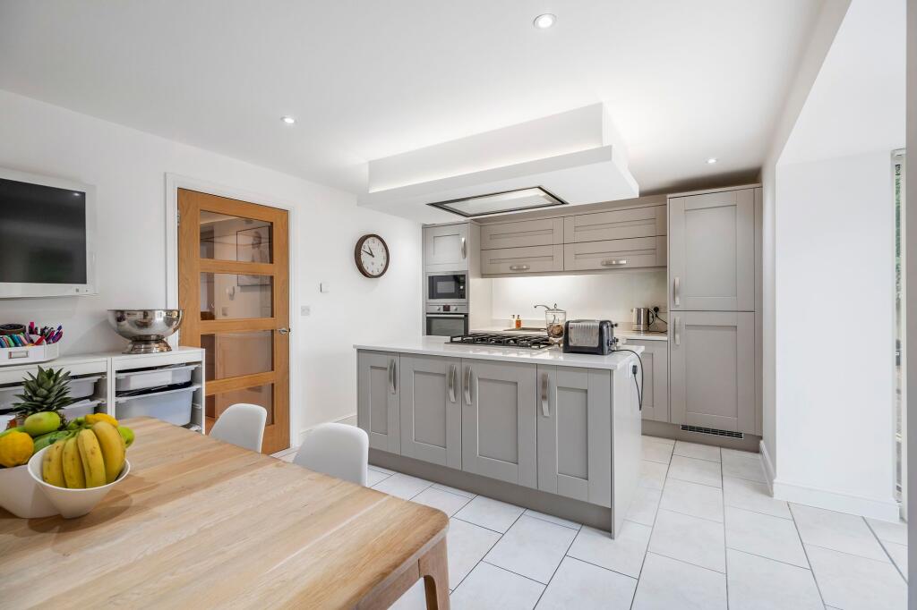 Cherry Close, Ashley Cross, Poole BH14 - View 3